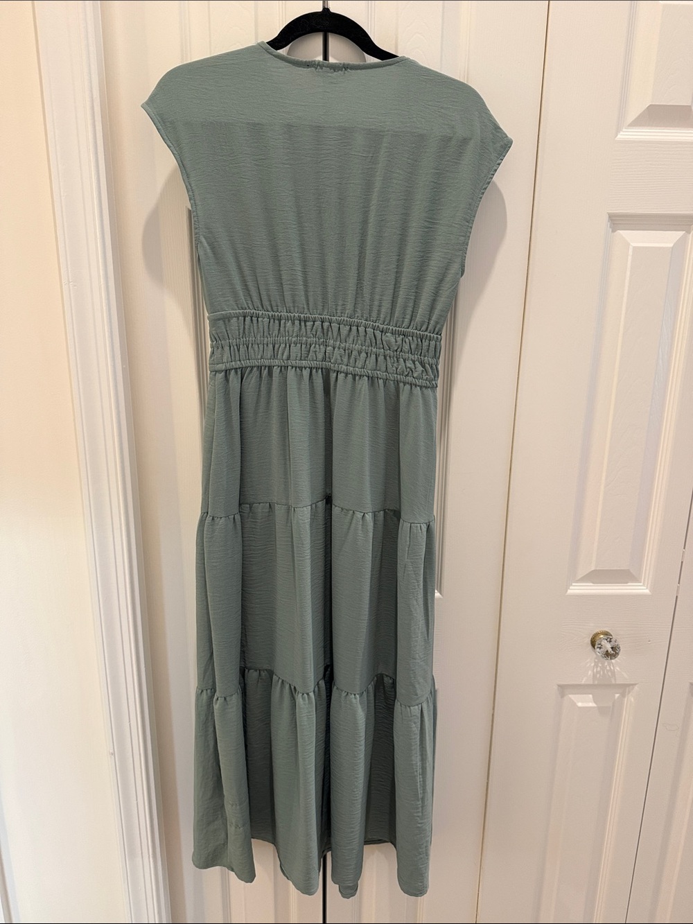 Rachel Zoe Sage Green Tiered Midi Dress - Picture 4 of 4